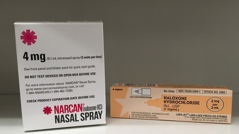 May 26, 2017-ogden Utah USA: naloxone and narcan nasal sprays are now available over the counter to prevent drug overdoses. - Illustration 