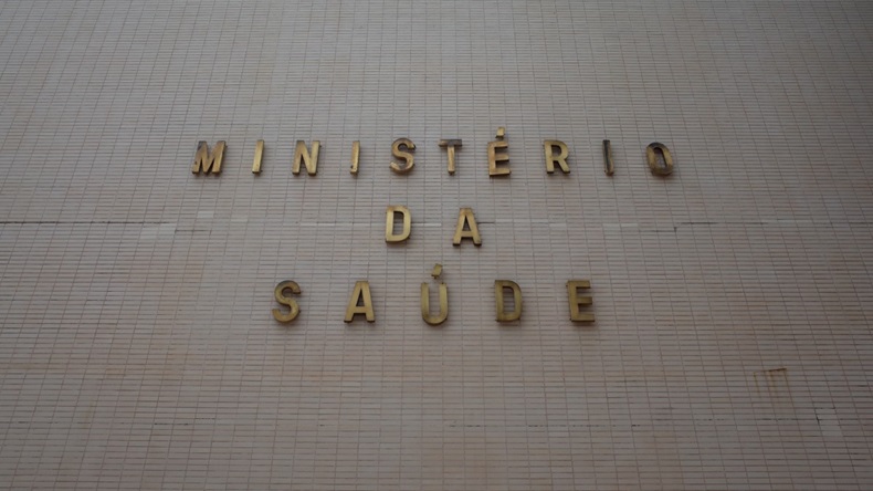 Brazil health ministry sign