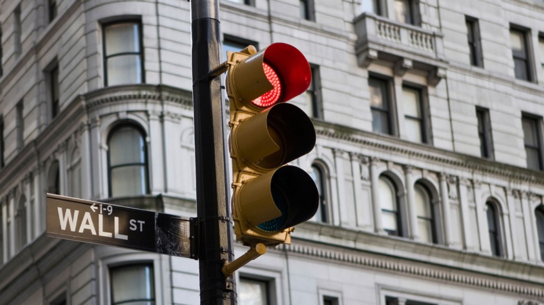 Red traffic light (Kurt Brady/Alamy Stock Photo)